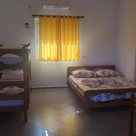 Vila Toska شقة Hamallaj